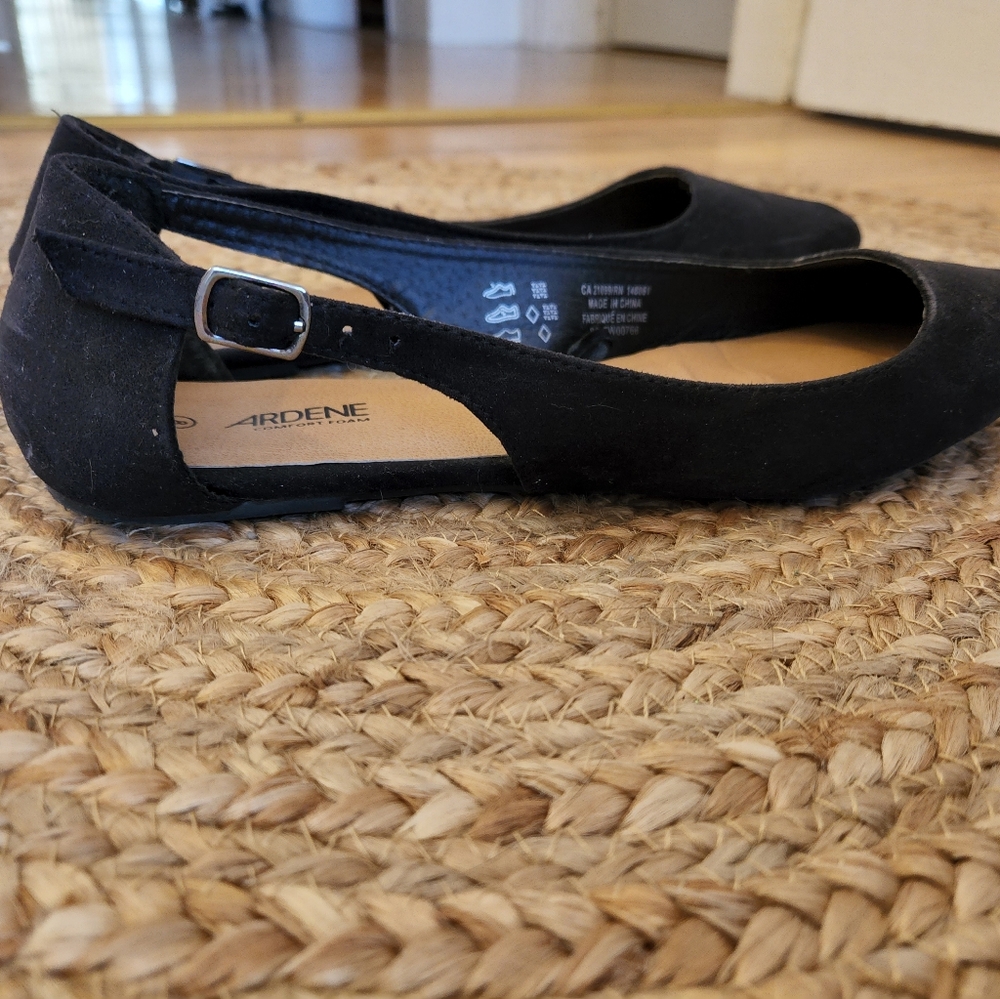 2/$10 Black Flats w. Cut out detail